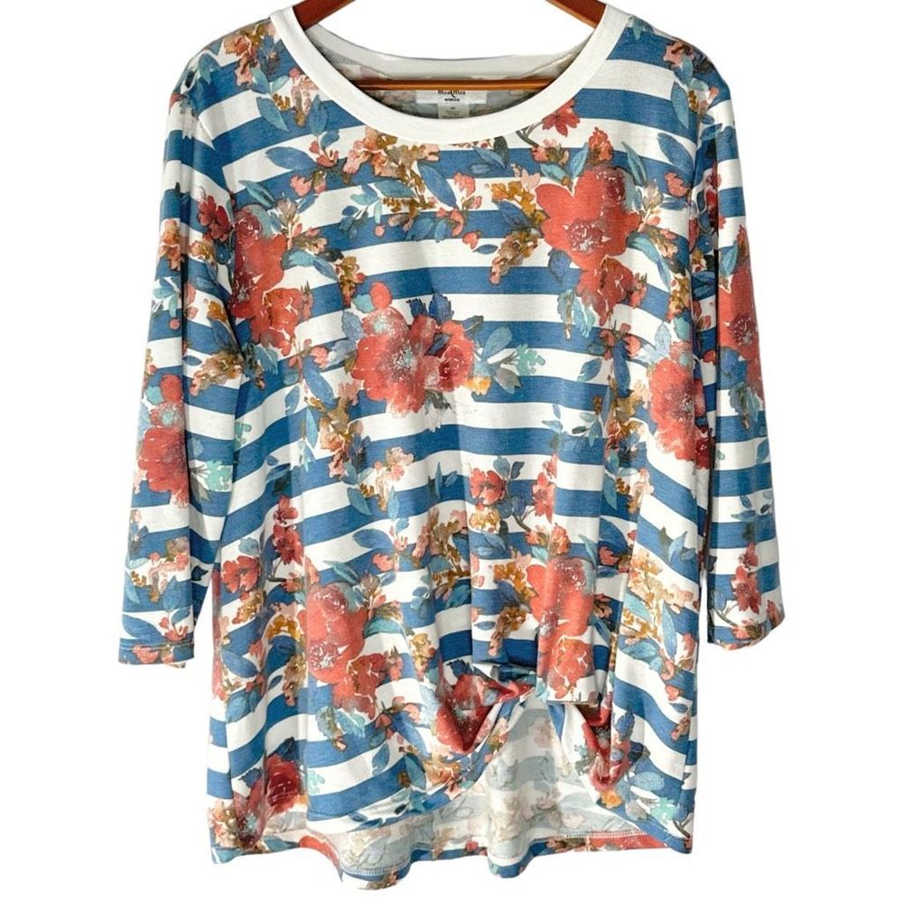 Moa Moa Plus Size 2X Blue & White Striped Floral Relaxed Fit Top Twist Hem EUC